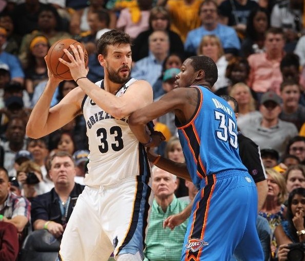 更是引起一 更是引起一