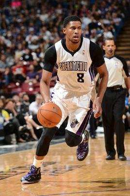 在困境中也 在困境中也